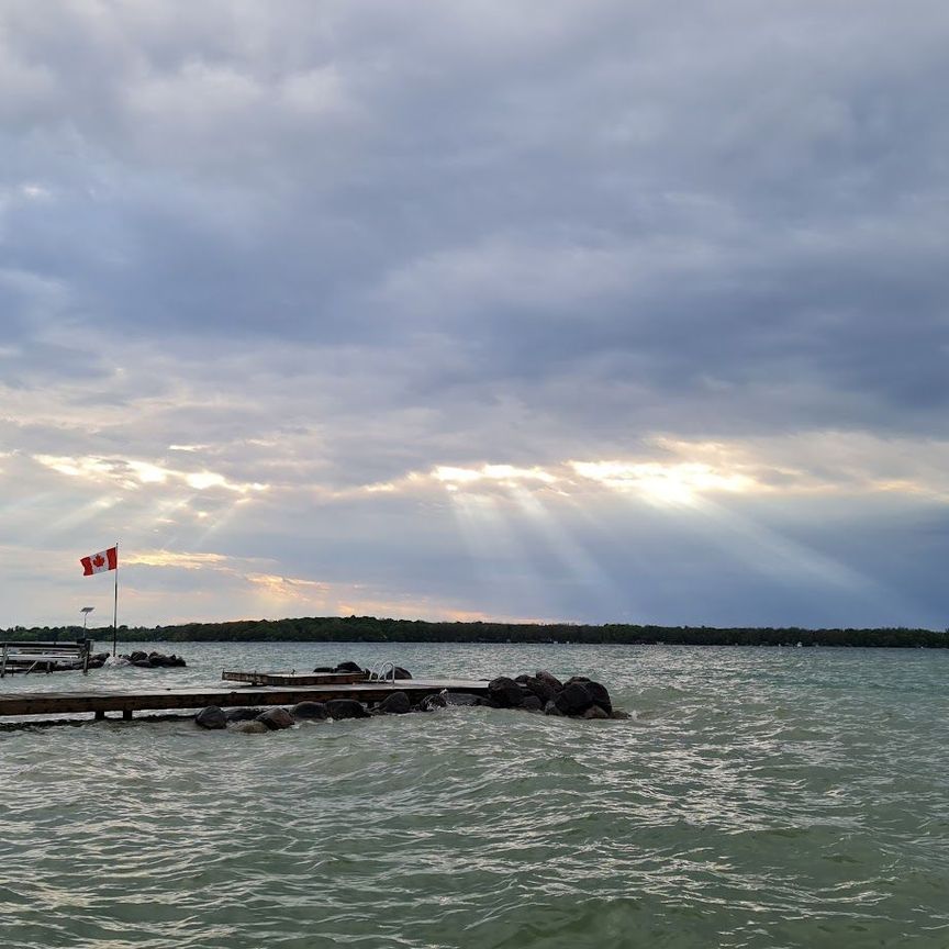 For Lease - 85 Lake Drive, Georgina, Ontario - Photo 1