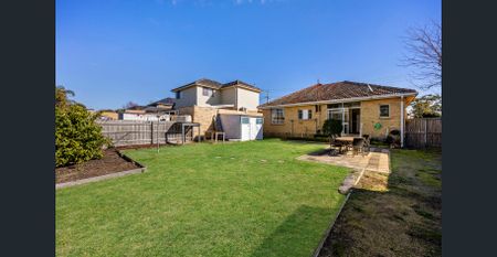 3 BEDROOM HOUSE IN PRIME MOORABBIN POCKET - Photo 5