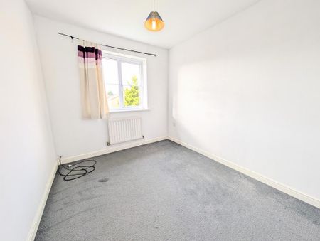 3 bedroom detached house to rent - Photo 2