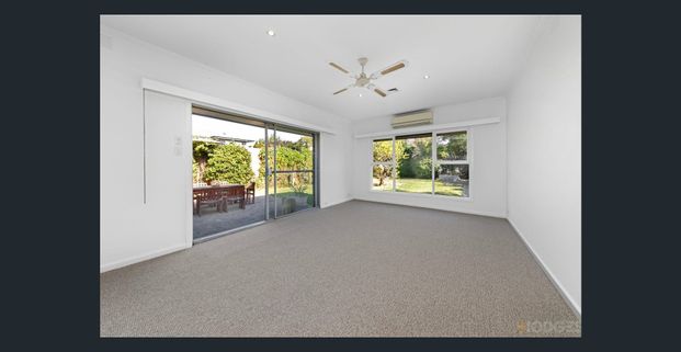 For Lease – Light-Filled Family Home in a Leafy Beaumaris Pocket - Photo 1