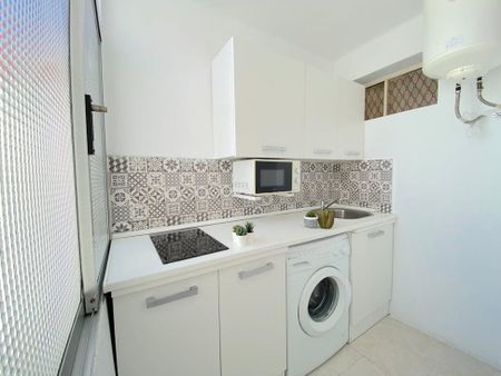 Calle el Pedroso, Sevilla, Andalusia 41008 - Photo 5