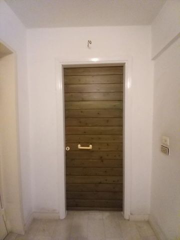 Studio/Γκαρσονιέρα για ενοικίαση Νόρμαν (Πάτρα) - Photo 2