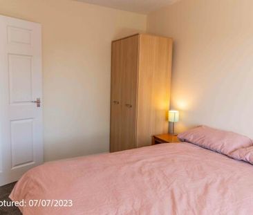 11 Danube House, Huntington - Photo 6