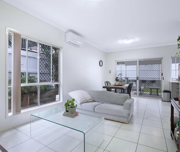 Gorgeous 3 Bedroom Townhouse in Zillmere - Photo 1