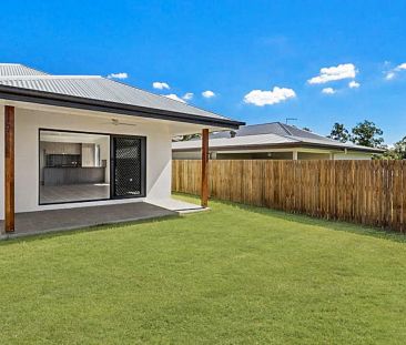 Spacious Family Home - Photo 5