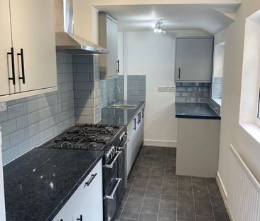 3 Bed Terraced House, Broomfield Road, CV5 - Photo 1