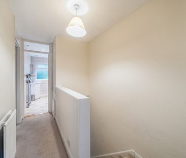 3 bedroom terraced house to rent - Photo 2