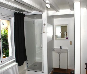 Gemeubelde rijwoning vlakbij Sint-Annarei - Foto 6