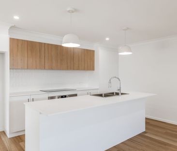 Brand-New 3 Bedroom Home in South Toowoomba - Photo 4