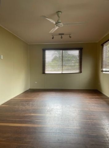 18 Singleton Street, 4745, Dysart - Photo 2