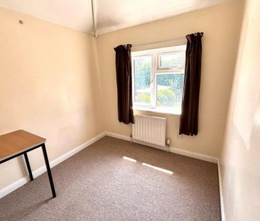 5 bedroom terraced house to rent - Photo 2