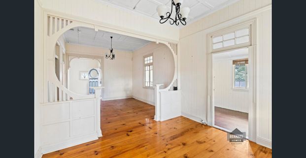 Queenslander on One Acre - Spacious Living Near Beenleigh - Photo 1