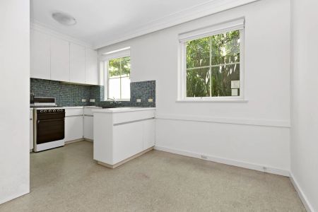 Located In Quiet Tree Lined Street - Photo 5