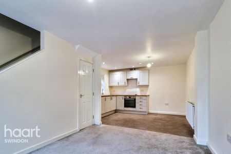 2 bedroom end of terrace house to rent - Photo 3