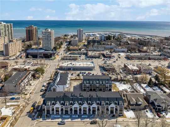 For Lease - 138 East Street Unit# 4, Oakville, Ontario - Photo 1