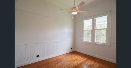 NEAT GIRARDS HILL CHARM - Photo 3