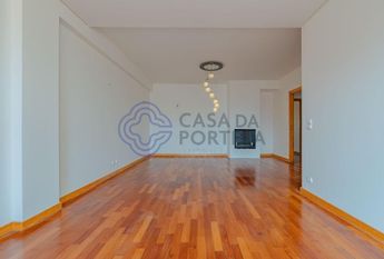 Apartamento T3 em Porto