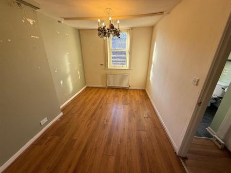 1 bedroom flat to rent - Photo 4