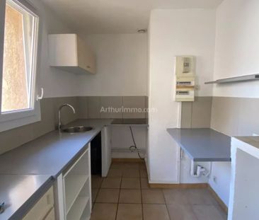 Location Appartement 4 pièces 66 m2 à Aubagne - Photo 2