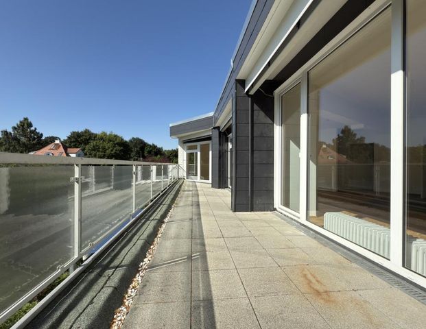 Erstbezug nach Sanierung: Exklusives Fünf-Zimmer-Penthouse mit drei Dachterrassen - Photo 1