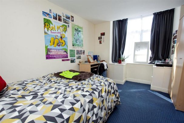 5 bedroom house to rent - Photo 1