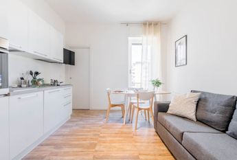 Wonderful single room in Via Riccardo Pitteri