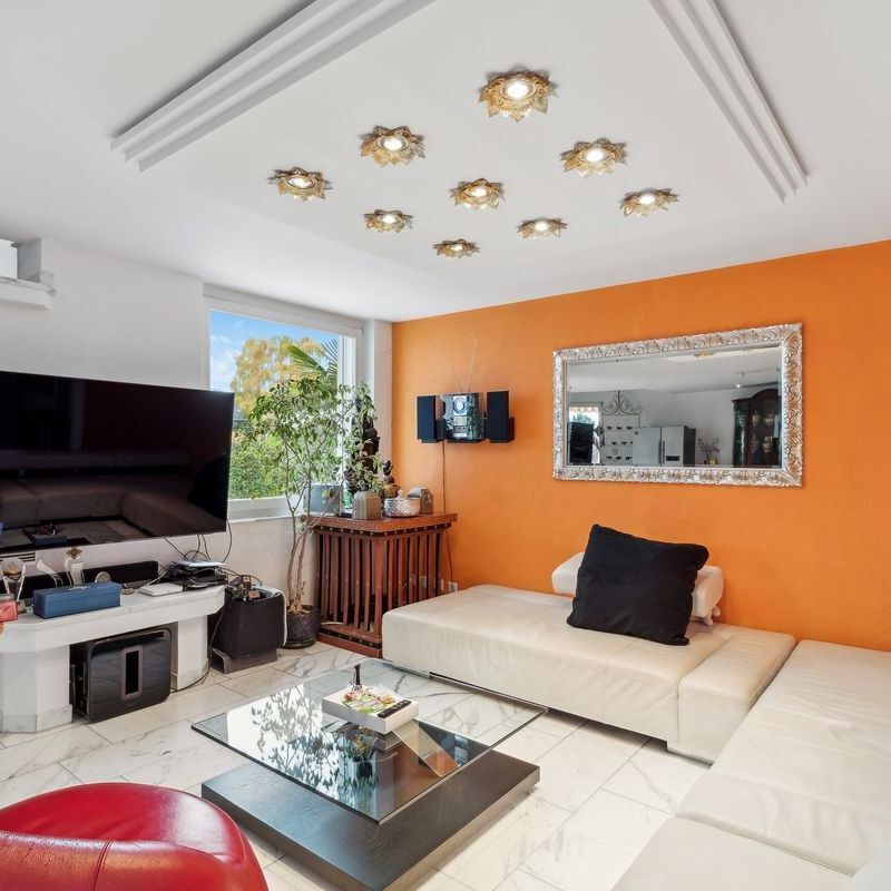 Exklusives, ruhig gelegenes Einfamilienhaus mit Pool zur Langzeitmiete - Foto 1