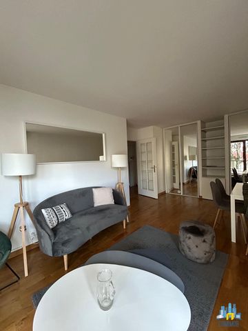 Location Appartement 2 pièces 45m² COURBEVOIE 92400 - Photo 2