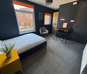 1 bedroom in a house share to rent - Photo 3