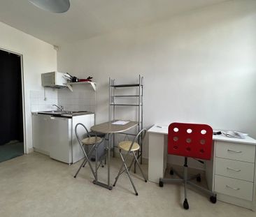 Location Appartement 1 pièces 16 m2 à Angers - Photo 2