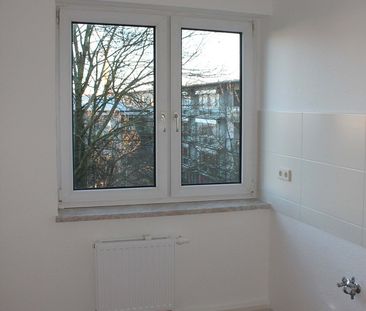 2-Raum-Wohnung mit Dusche und Balkon in Debschwitz - Foto 2