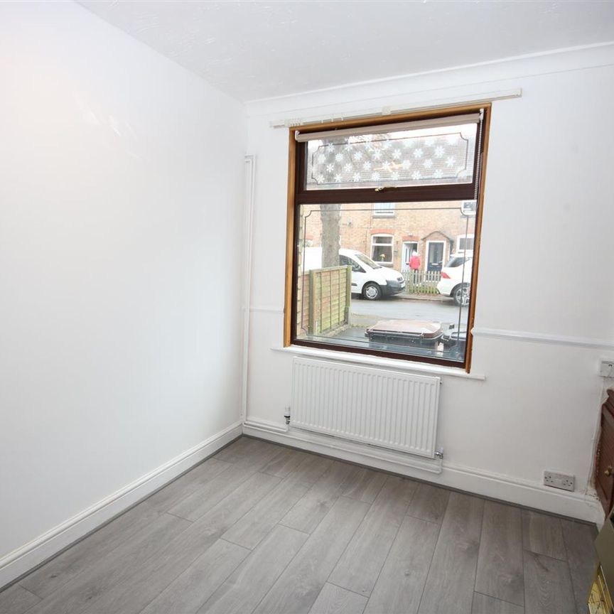 Bermuda Village, Nuneaton, CV10 - Photo 1