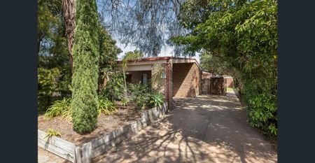 A Bright, Spacious Home Ready for the Holidays - Photo 5