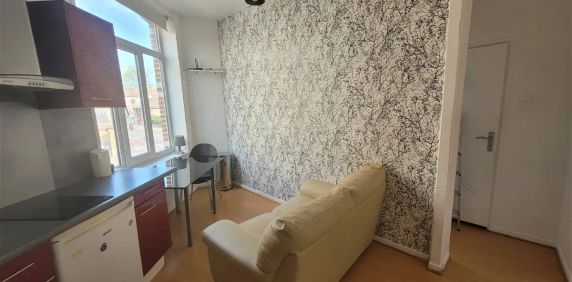 Location appartement 2 pièces - 30.02m² à Lille (59000) - Photo 2