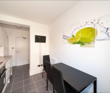 Studio Flat, South Norwood, SE25 - Photo 4