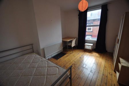 William Street, Hyde Park - Photo 4