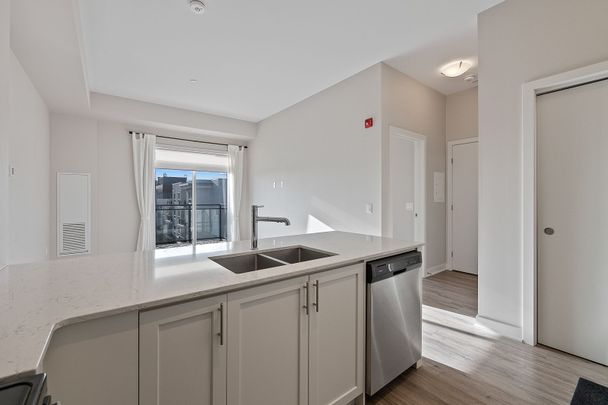 For Lease - 340 Plains Road Unit# 611, Burlington, Ontario - Photo 1