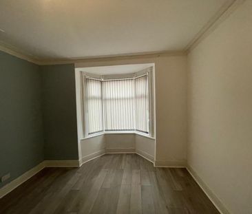 1 bedroom ground floor flat to rent - Photo 1