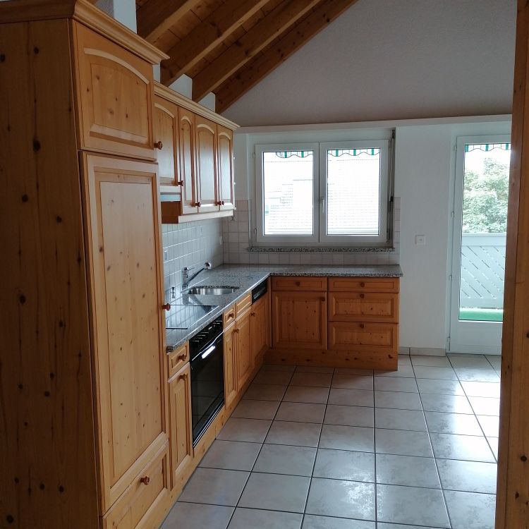 bel appartement mansardé à Schänis – Recherche de nouveaux locataires 1.4.23 - Foto 1