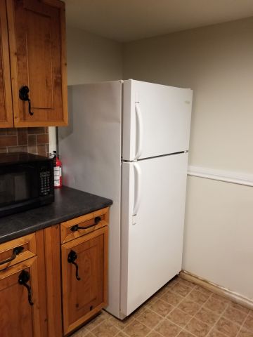 For Lease - 11B Park Crescent Unit# lower unit, New Tecumseth, Ontario - Photo 2