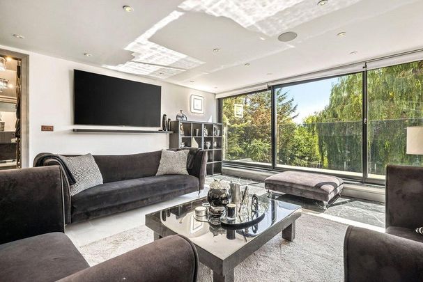 5 bedroom detached house to rent - Photo 1