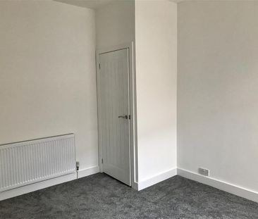 Park View, Llanbradach, CAERPHILLY - Photo 4