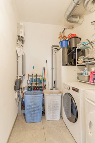 Luxueus 3 slpk Appartement met prachtig uitzicht en 2 autostaanplaatsen - Photo 3