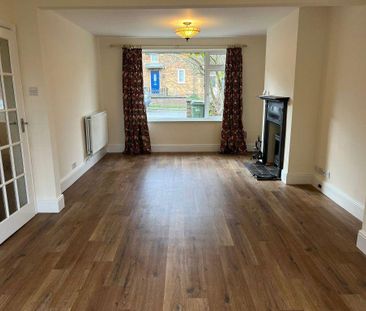 3 bedroom semi-detached house to rent - Photo 2