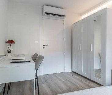 Room in a shared 7-bedroom apartment for rent in San Isidro. - Foto 5