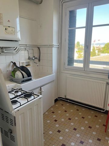 Location Appartement 3 pièces 47m² LYON 5ème - Photo 2
