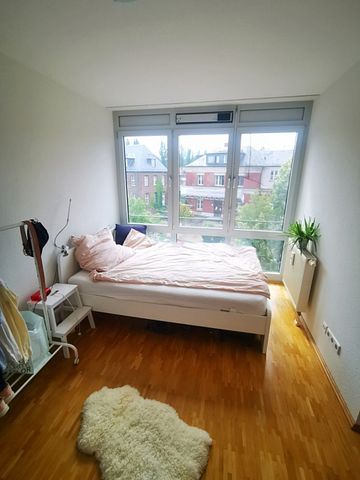 Gemütliche 2-Zimmer-Wohnung mit Einbauküche und sonnigem Balkon direkt an der TU Dresden! - Photo 3