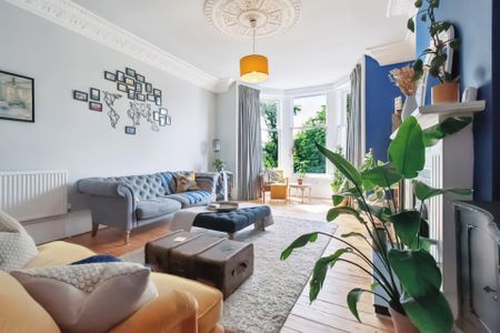 Queens Drive - Photo 2