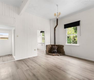 3 Lobley Street,, Ipswich QLD 4305 - House For Rent | Domain - Photo 1