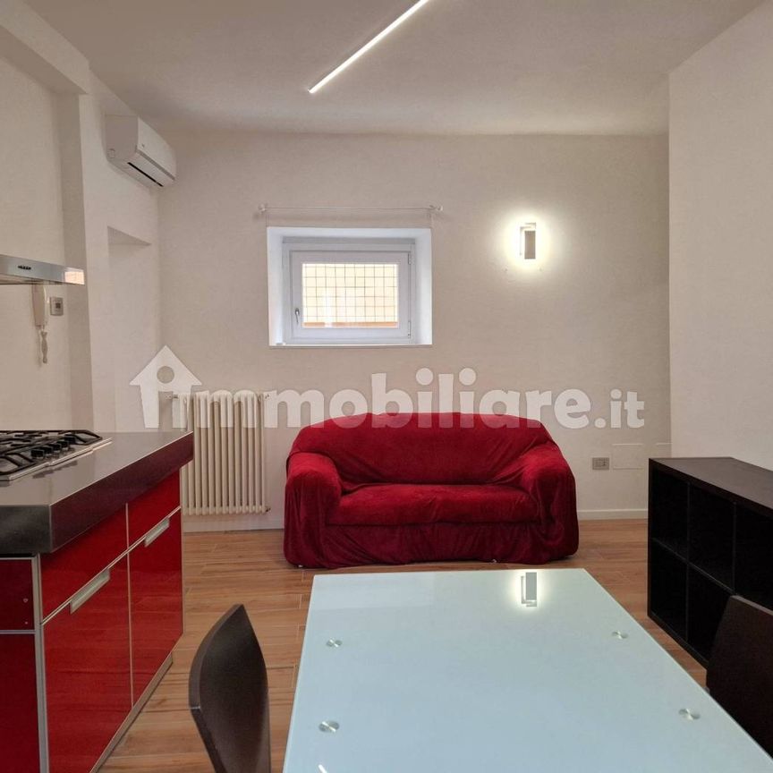 Trilocale piazza Duomo, Centro Storico, Desenzano del Garda - Foto 1